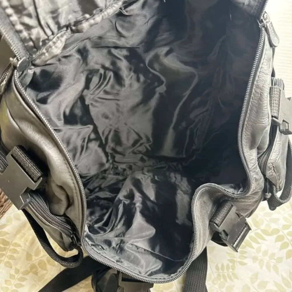Carroll 2 Piece Leather Motorcycle Backpack RUCKSACK‎ Black And Bonus Bag Large